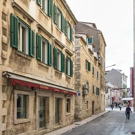 Apartamento Adriatik Lux Teatro 2